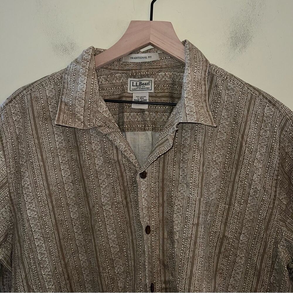 VNTG L.L.BEAN patterned short sleeve cotton button up L - Picture 4 of 6